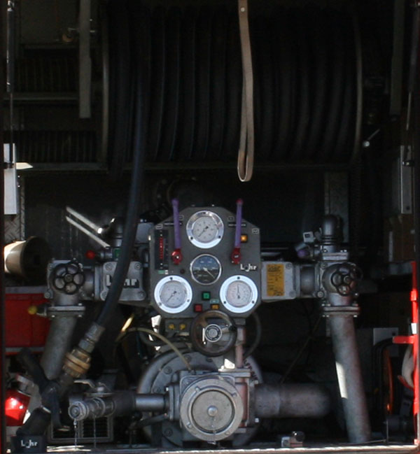 Einbaupummpe im Heck des TLFA 2000